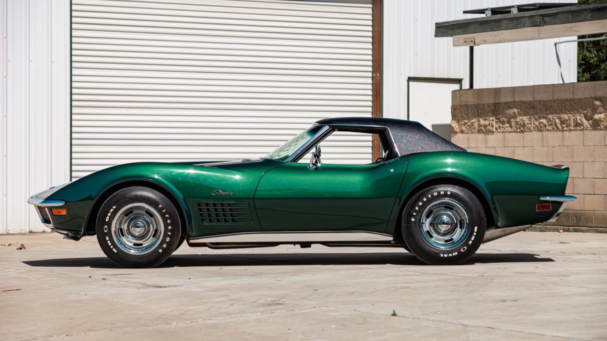 Chevrolet Corvette LS6 Cabeças Chevrolet LS6 de 1971 em leilão