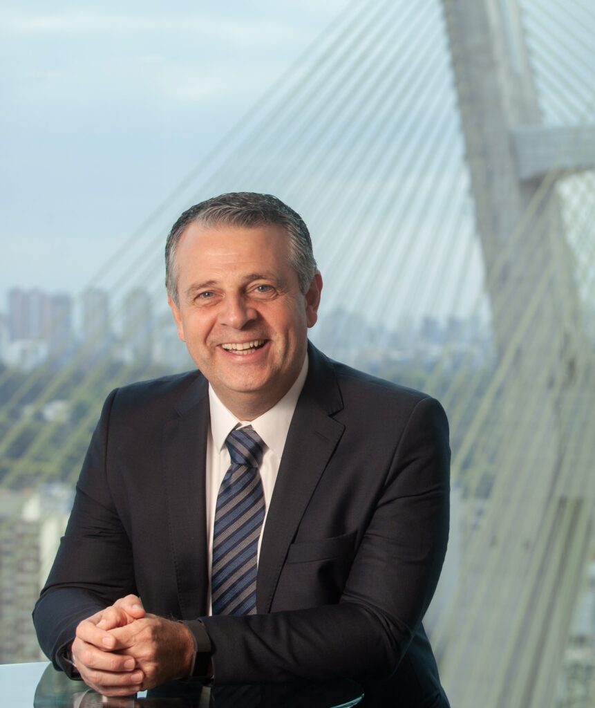 Corretor: um elo que humaniza a inovação em seguros