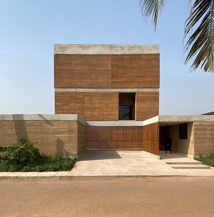 Dot Ateliers / Adjaye Associates