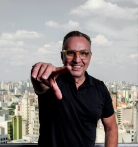 A resiliência do corretor: por que a desintermediação não funcionou no seguro