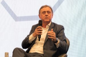 Centauro Seguradora reforça debate sobre expansão do seguro de vida
